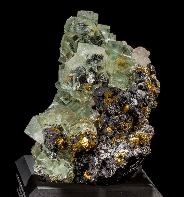 Fluorite from Dalnegorsk - For Sale at Greenstone Fine Mineralia