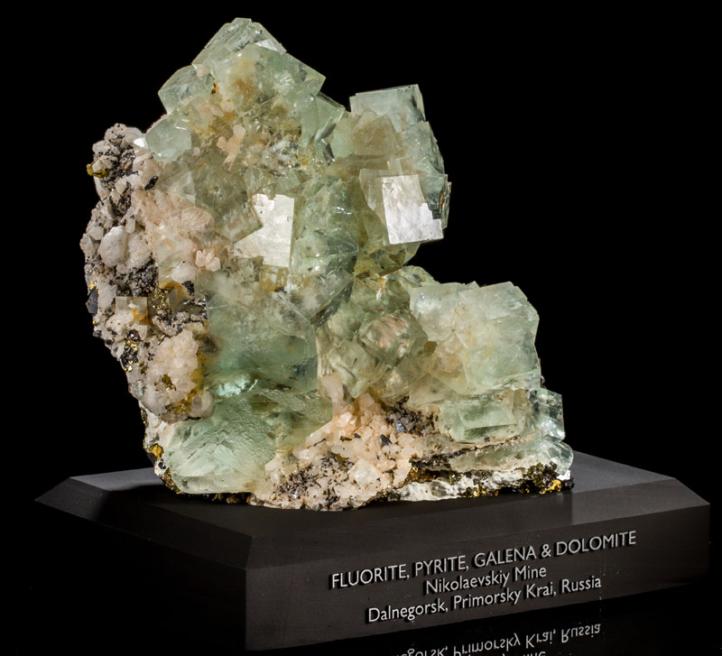 Fluorite from Dalnegorsk - For Sale at Greenstone Fine Mineralia